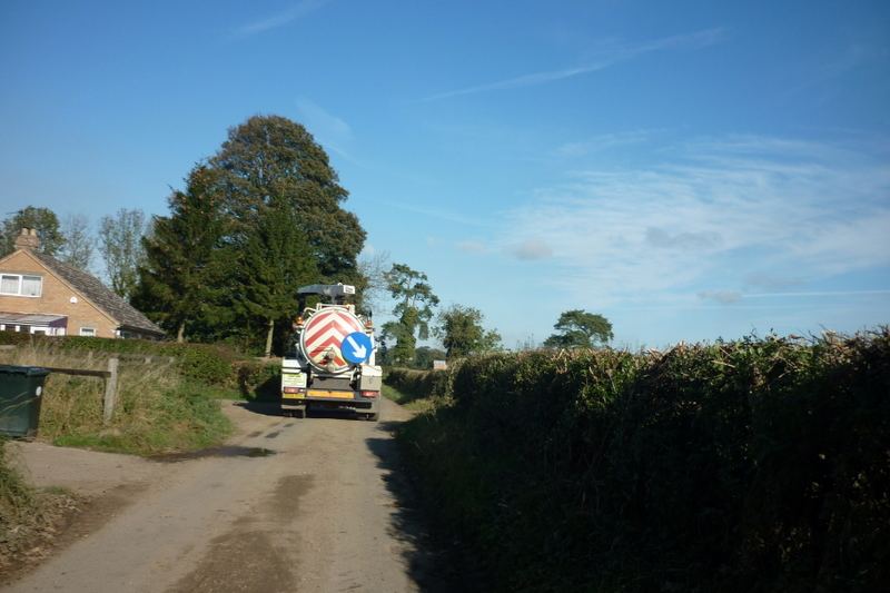 Drain cleaning on Back Lane - geograph.org.uk - 2658055